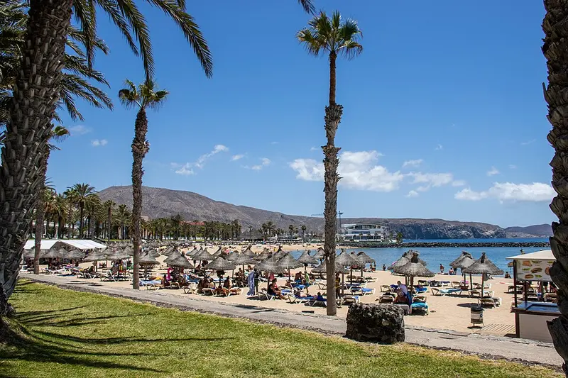 Playa del Camisón, in Arona (Teneriffa)