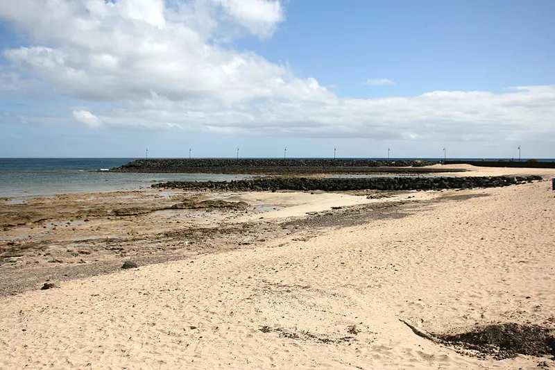 Playa de los Charcos, en Teguise (Lanzarote)