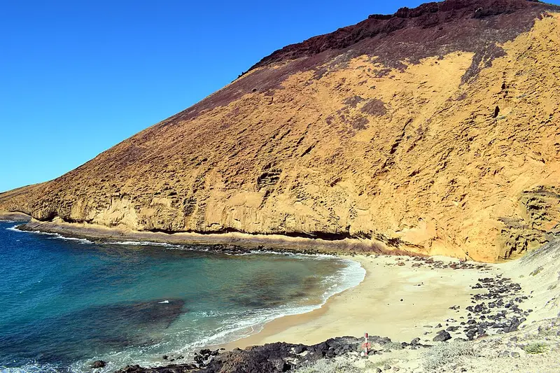 Playa de la Cocina, en Caleta de Sebo (La Graciosa)